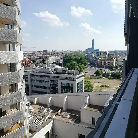 Two Towers Riverside: Old Town Rooftop Retreat Wroclaw Exterior photo