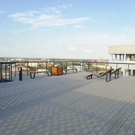 Two Towers Riverside: Old Town Rooftop Retreat Wroclaw Exterior photo